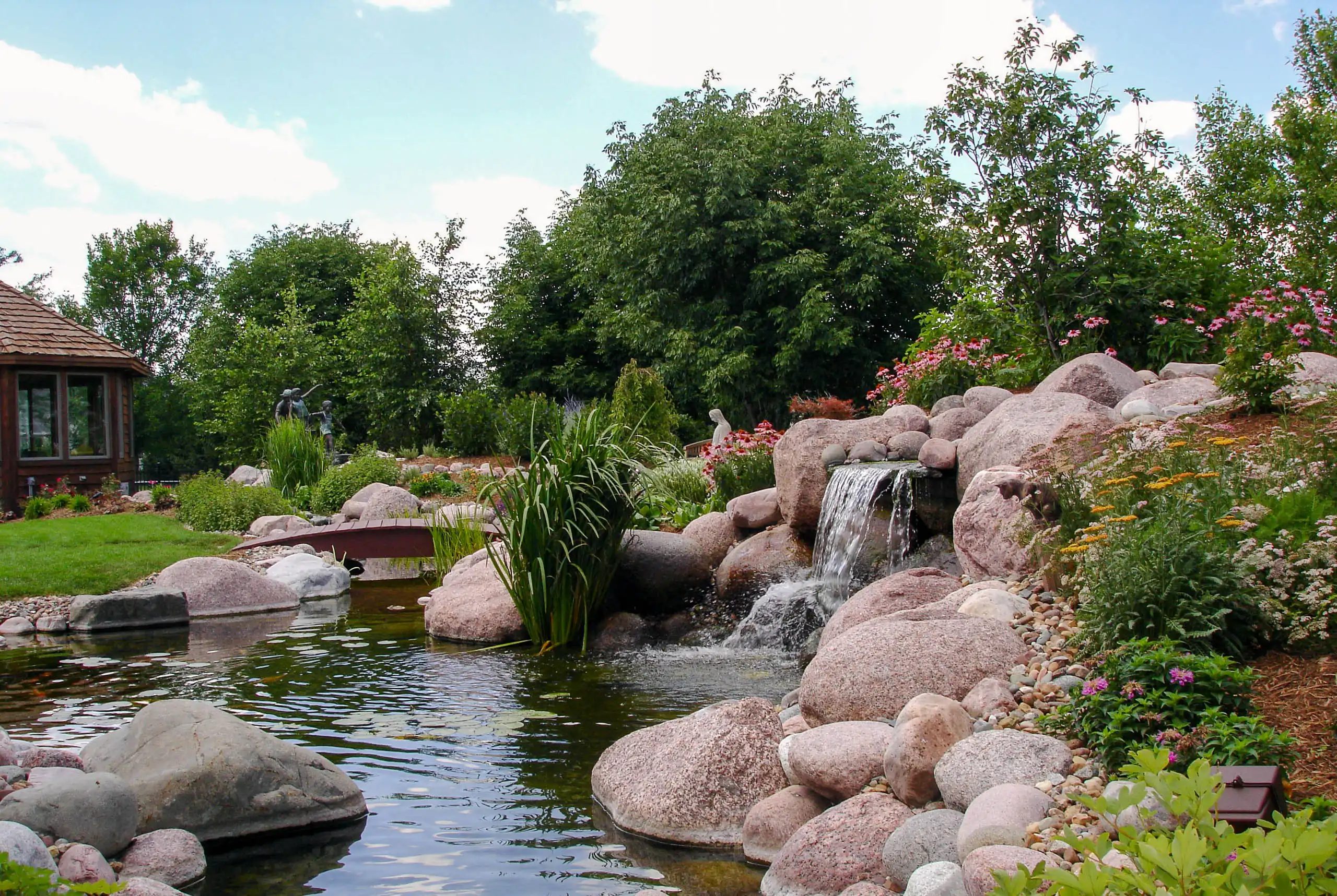 Bloomington, IL Commercial Landscaping Company