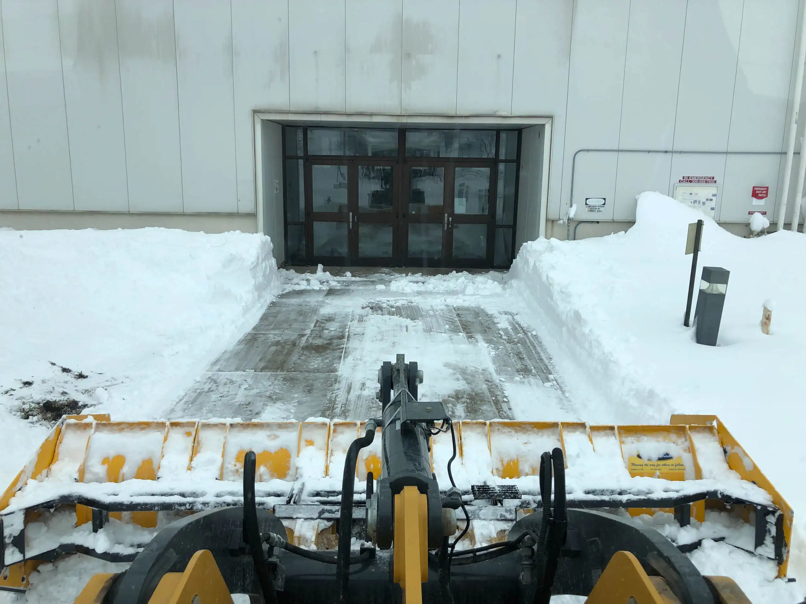 Bloomington, IL Commercial Snow Removal Company