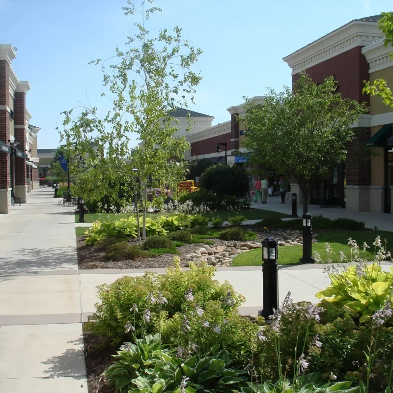 DSC04409 Bloomington, IL Landscaping Companies